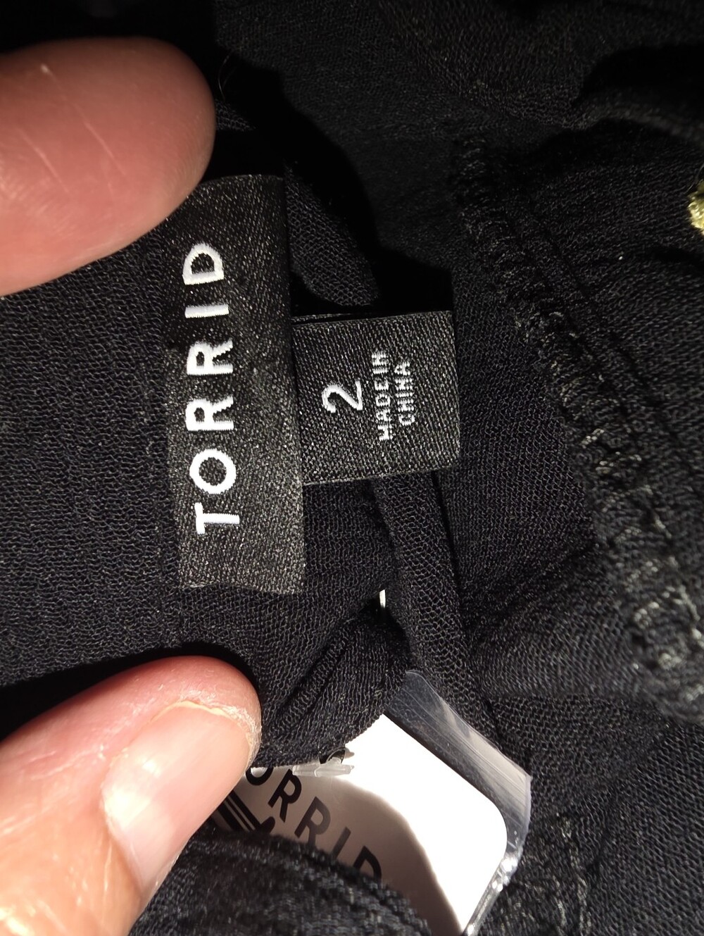 torrid Black Women's Garment Label Close-Up - Picture 7 of 8